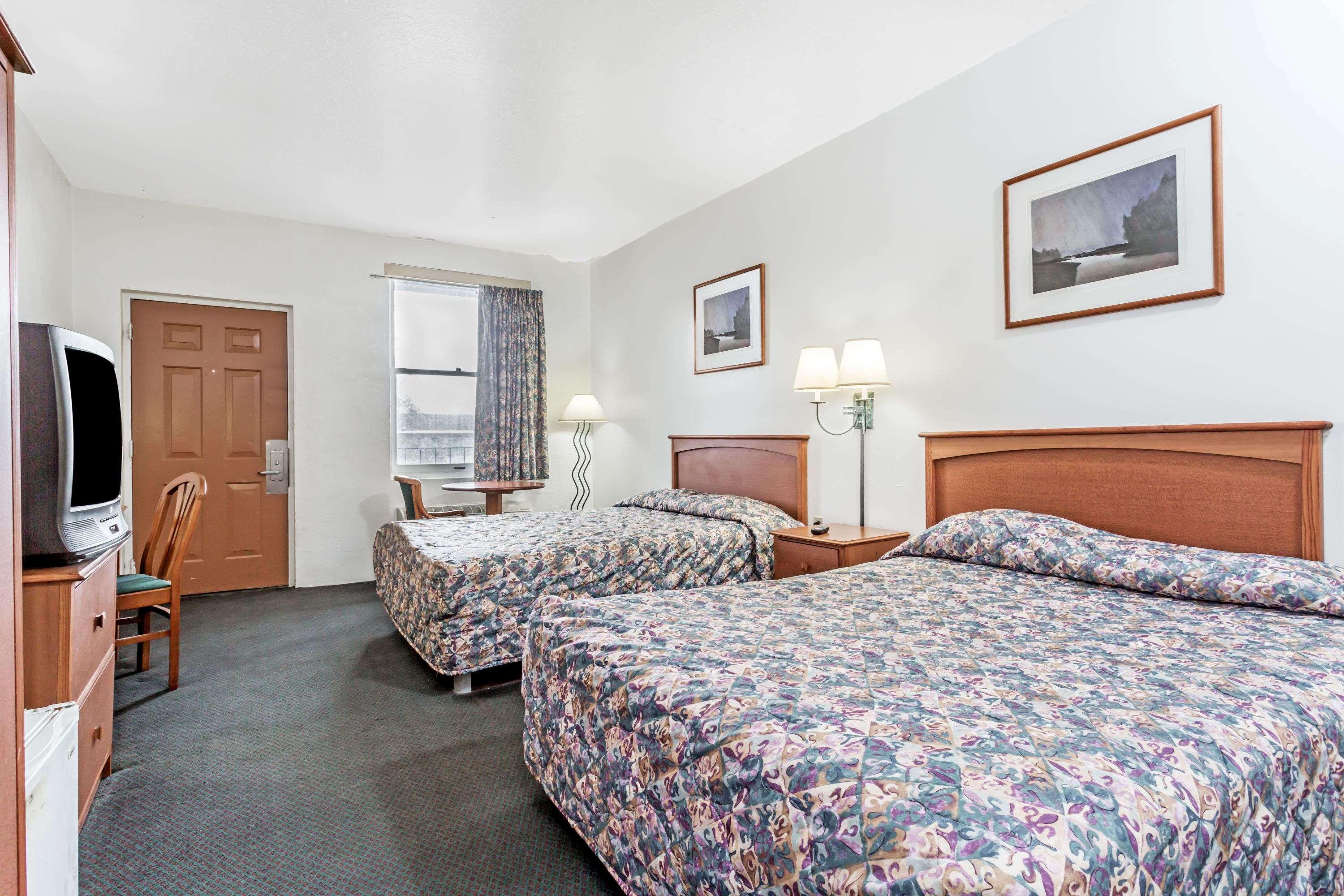 Americas Best Value Inn Уэндовер Экстерьер фото